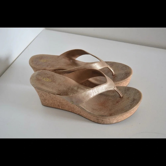 NWOT UGG wedges - Picture 1 of 8
